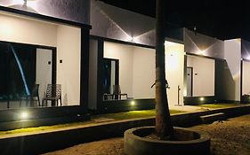 Mayekar'S Holiday Home, Chivla Beach, Malvan